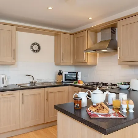 6 Harbour View شقة